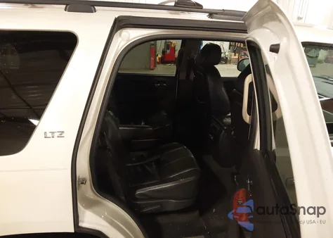 2008 Chevrolet Tahoe Ltz z USA, uszkodzony, nr VIN 1GNFK13018R189875